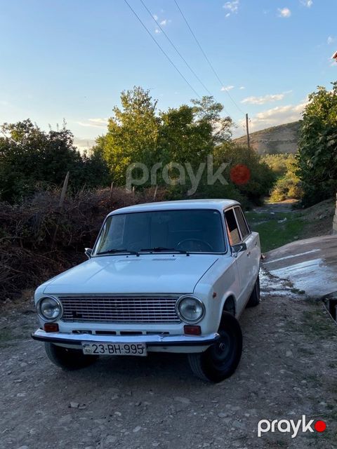 Lada (VAZ) 21011, 1.3 L, 1985 il, 100 000 km — Şəki