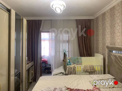 Satılır 2 otaqlı köhnə tikili 60 m² — Bakı