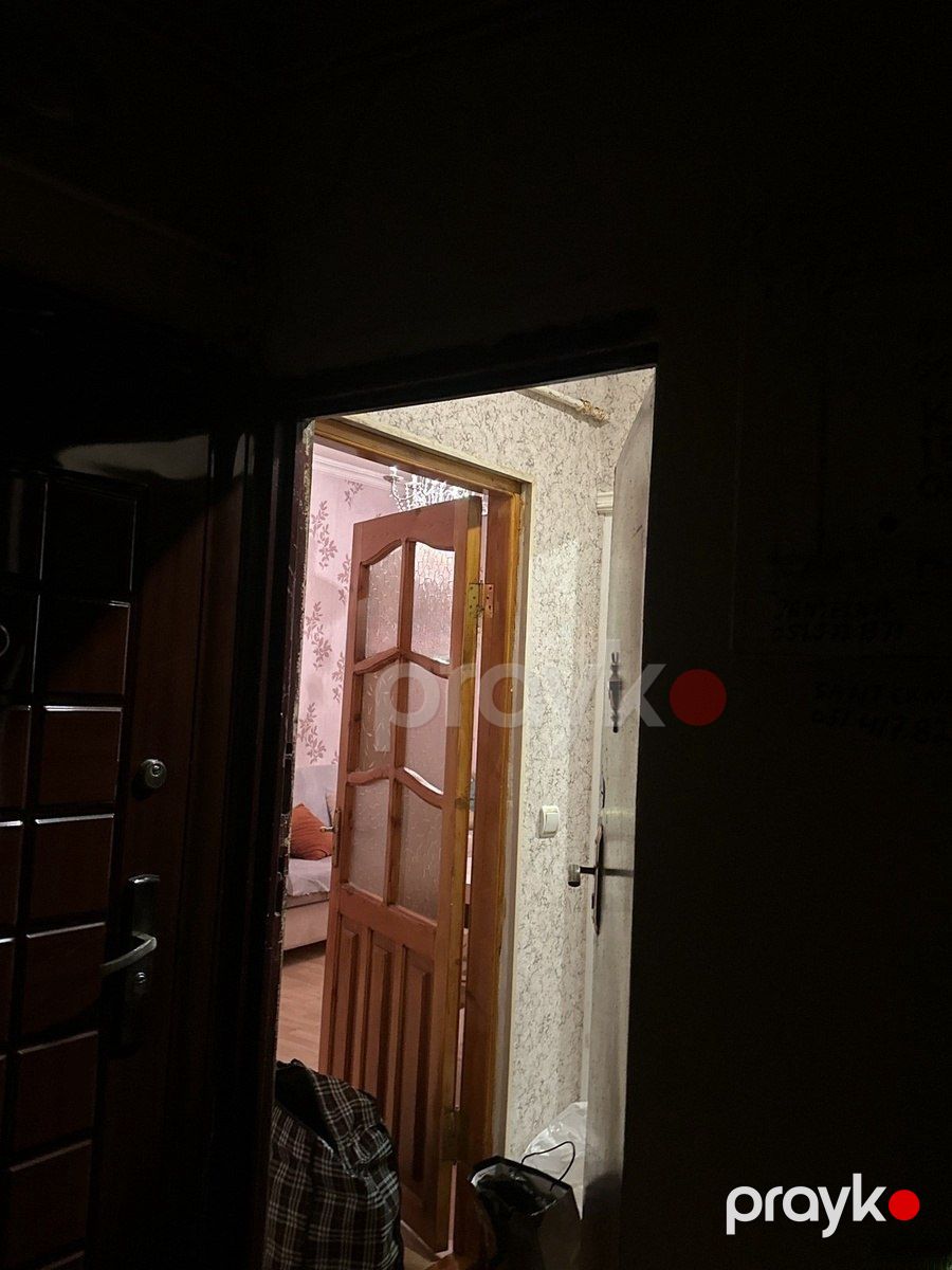 İcarəyə verilir 1 otaqlı köhnə tikili 65 m² — Mənzil, Bakı (4)