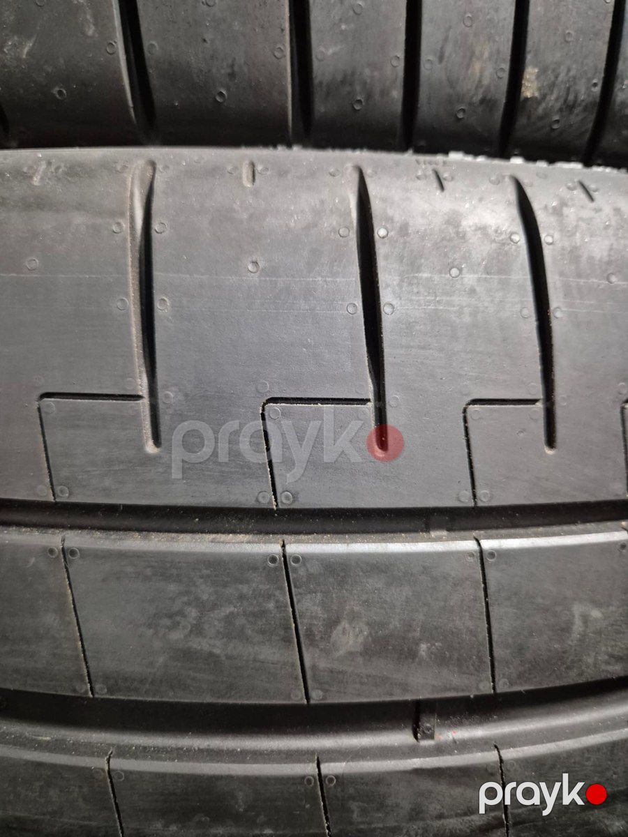 325/35 R22 285/40 R22 Pirelli təkərləri — Ehtiyat hissələri və aksesuarlar, Bakı (3)
