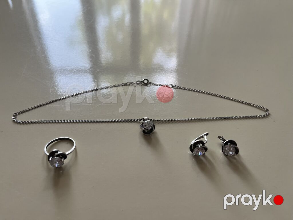 Dəstə daxildir: Boyunbağı, Gümüş, 925 Əyar, 17 g — Təklifler, Bakı (4)