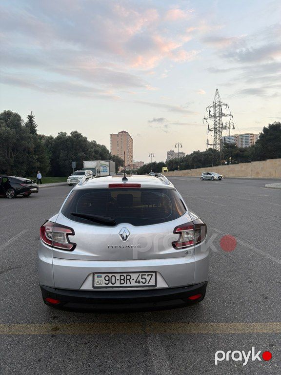 Renault Megane, 1.5 L, 2010 il, 380 000 km — Avtomobillər, Bakı (2)