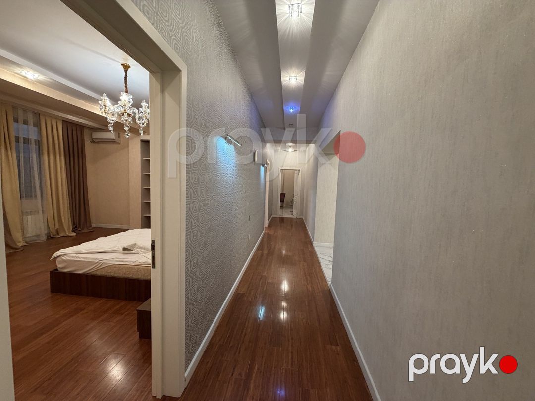 Satılır 4 otaqlı yeni tikili 184 m² — Mənzil, Bakı (5)