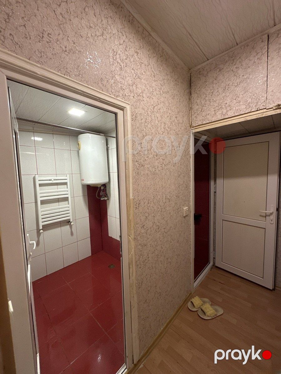İcarəyə verilir 1 otaqlı köhnə tikili 65 m² — Mənzil, Bakı (5)