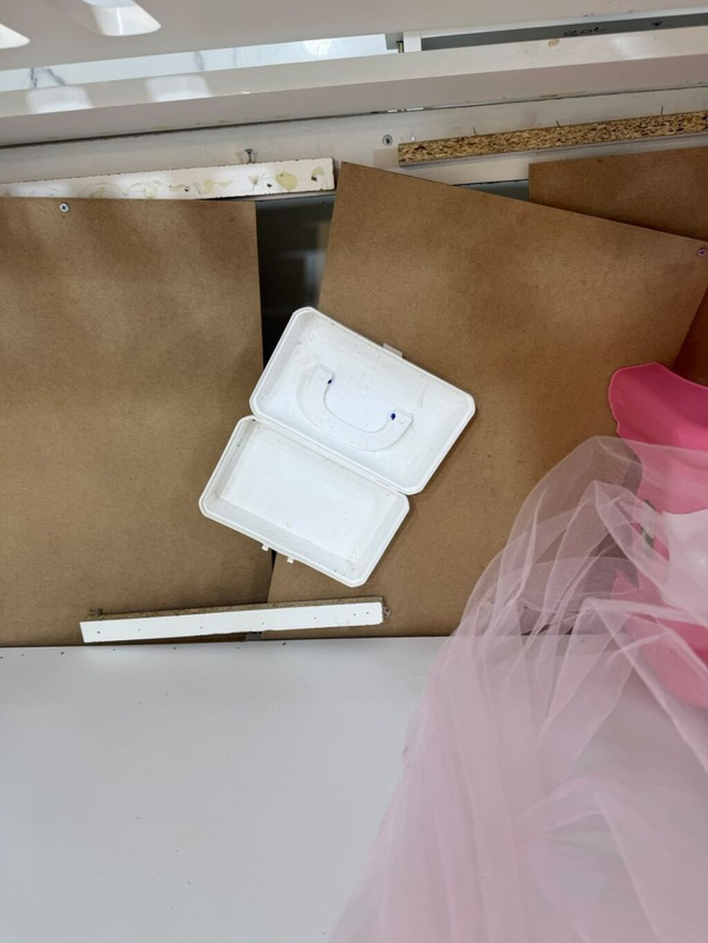 Ağ rəngli uşaq beşiyi - Material: ağ rəngli taxta/kombinə material — Bəşikləri, Bakı (2)