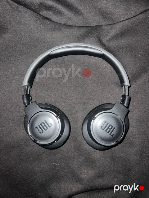 Qulaqlıqlar JBL Tune 720BT — Bakı