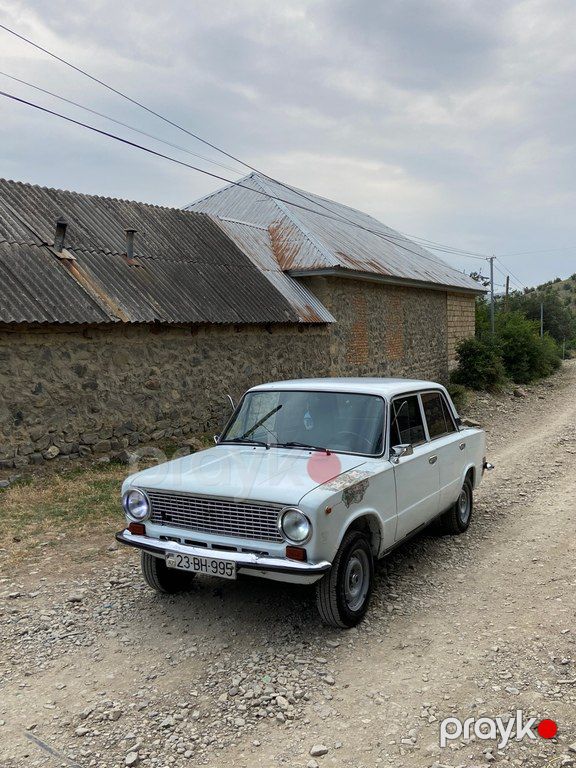 Lada (VAZ) 21011, 1.3 L, 1985 il, 100 000 km — Avtomobillər, Şəki (10)