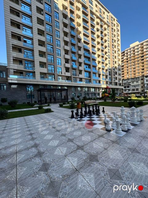 Satılır 4 otaqlı yeni tikili 162.5 m² — Bakı