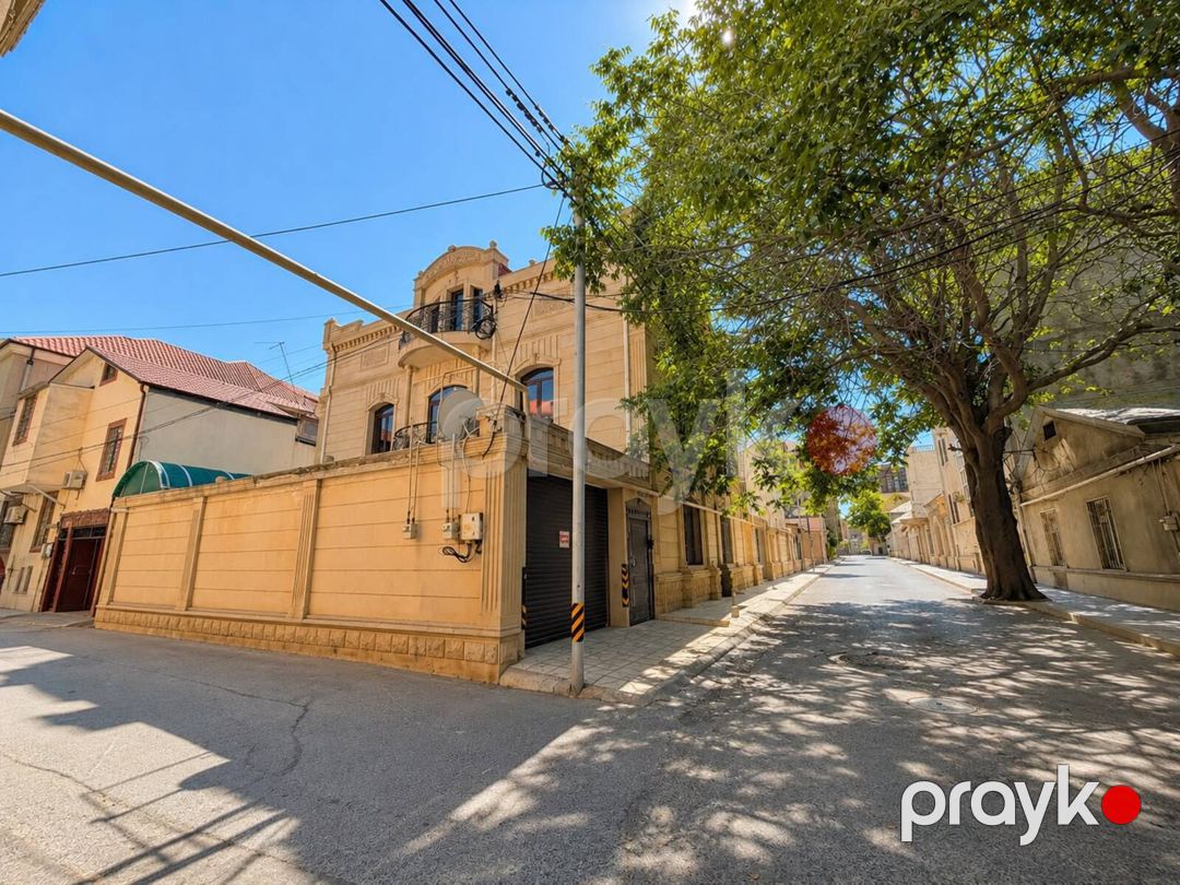 Satılır 6 otaqlı həyət evi/bağ evi 450 m² — Ev, villa, Bakı (3)