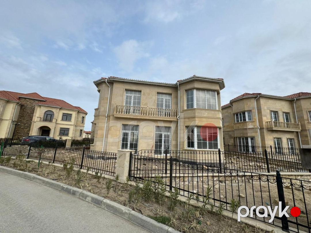 Satılır 6 otaqlı həyət evi/bağ evi 300 m² — Ev, villa, Bakı (3)