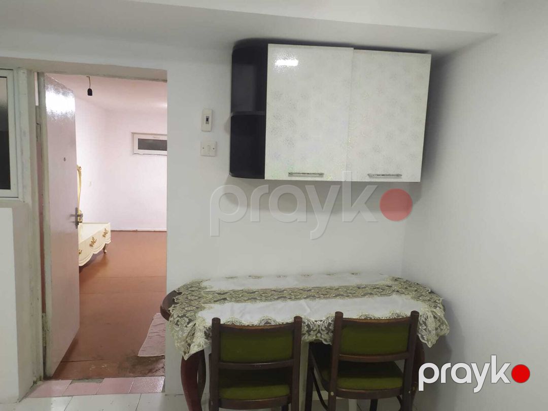 Satılır 1 otaqlı köhnə tikili 40 m² — Mənzil, Bakı (6)