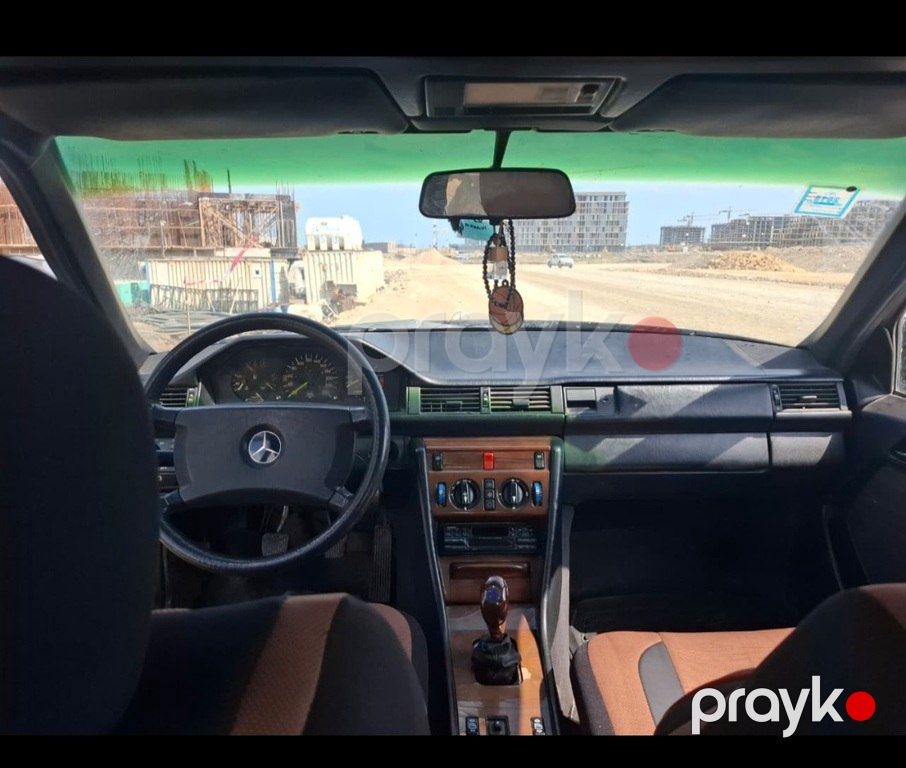 Mercedes 300 E 4MATIC, 3.0 L, 1988 il, 386 465 km — Avtomobillər, Bakı (2)