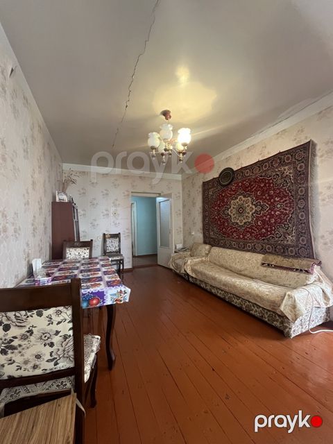 Satılır 5 otaqlı köhnə tikili 120 m² — Bakı