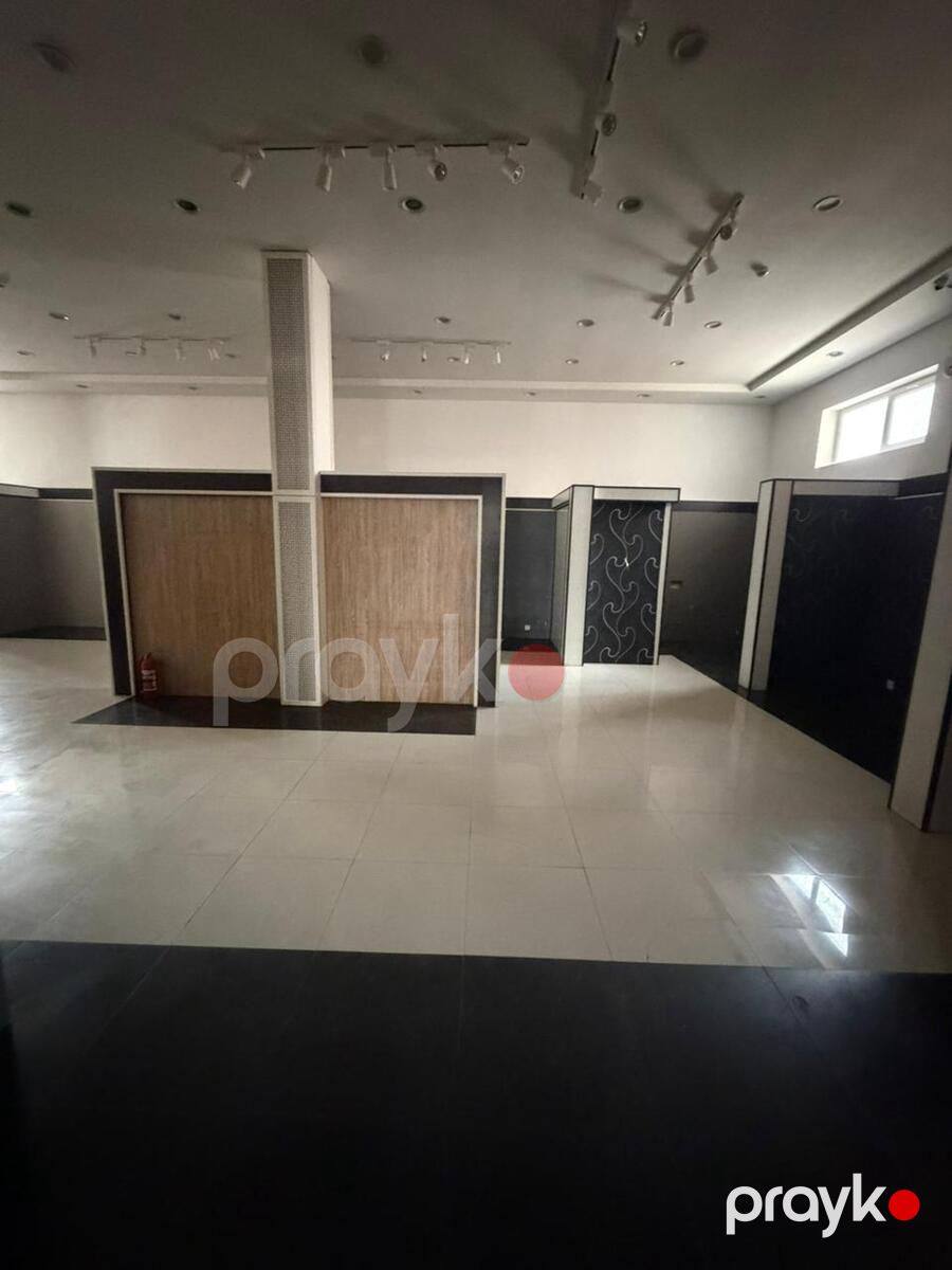 Satılır obyekt 1590 m² — Əmlak, Bakı (4)