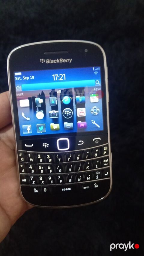 Blackberry Bold Touch 9900 Black 8GB — Bakı