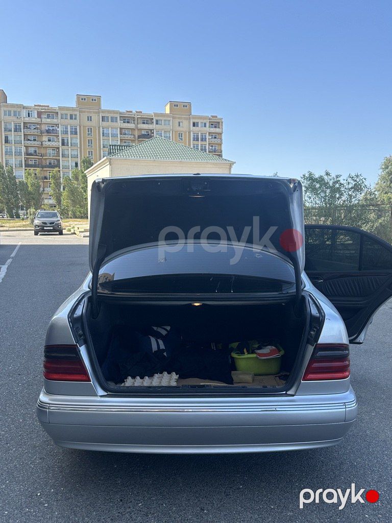 Mercedes E 320, 3.2 L, 2001 il, 287 000 km — Avtomobillər, Bakı (6)