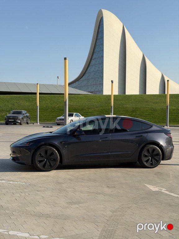 Tesla Model 3, 60 kWh, 2024 il, 14 000 km — Avtomobillər, Bakı (4)