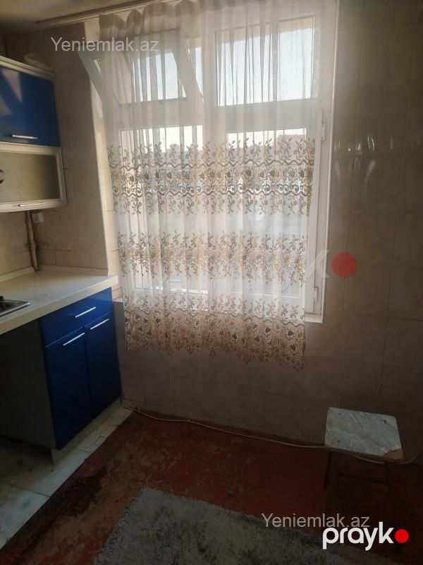 Satılır 3 otaqlı Bina evi menzil (Köhnə tikili), 70 m², 1-ci mikrorayon — Mənzil, Sumqayıt (2)