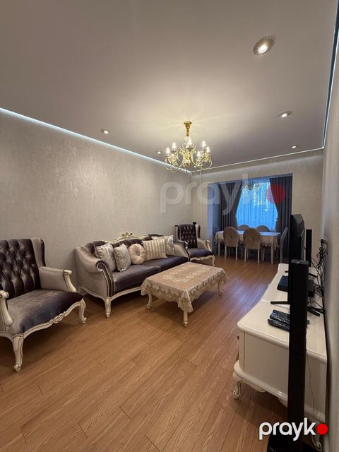 Satılır 3 otaqlı köhnə tikili 80 m² — Bakı