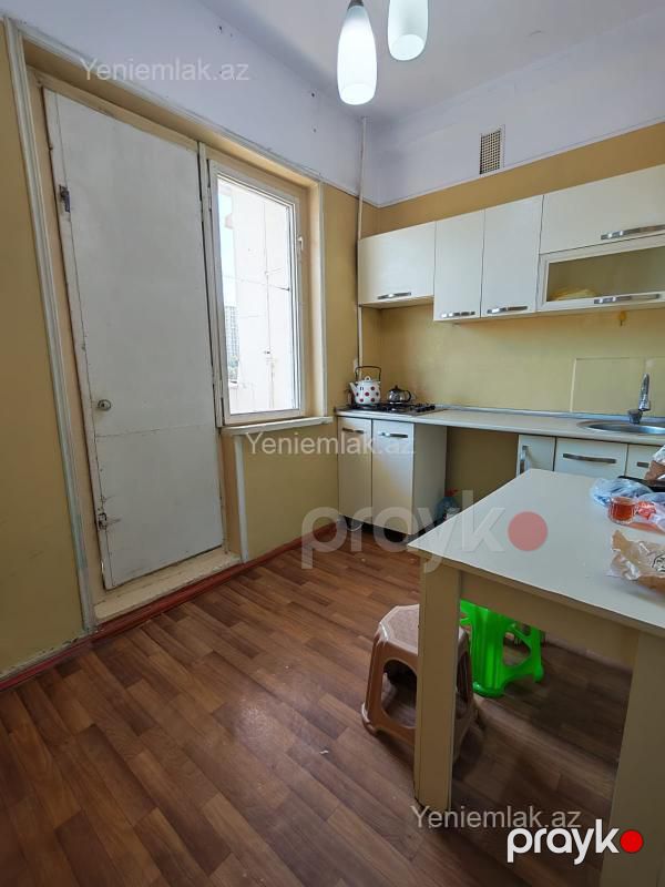Satılır 2 otaqlı Bina evi menzil (Köhnə tikili), 70 m², Binəqədi rayonu — Mənzil, Bakı (9)