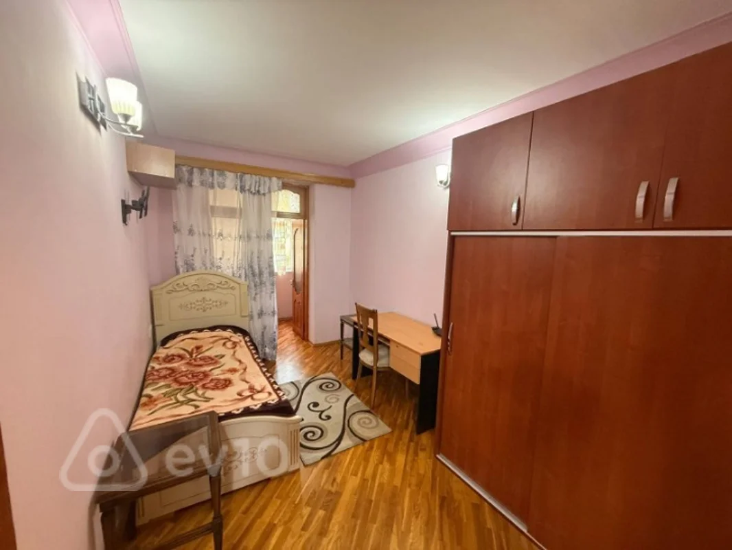 3 otaqlı mənzil, 90 m², Faiq Yusifov küç — kirayə — Mənzil, Bakı (5)