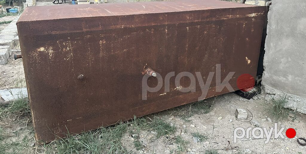 Metal su çənidir,2 tonluq,qalın 4mmlik listdendir qalin — Yanacaq sistemi, Digah (2)