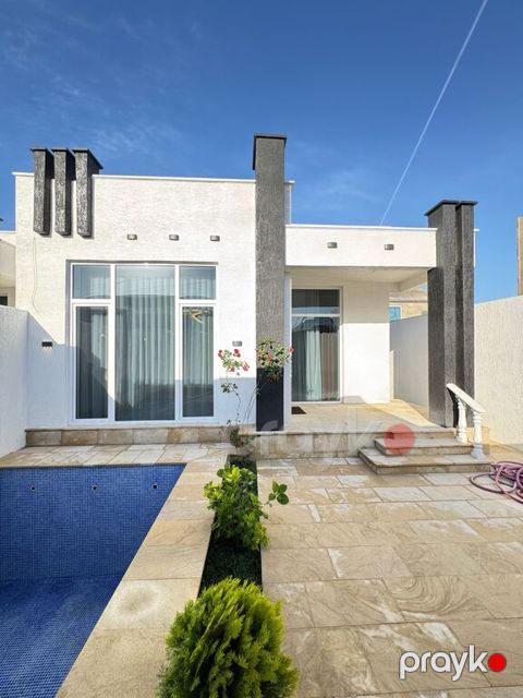 Satılır 2 otaqlı həyət evi/bağ evi 140 m² — Bakı