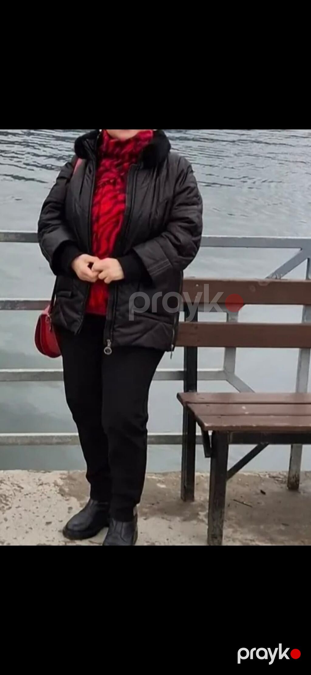 Qadınlar üçün qara şişmə qış gödəkçəsi. 250 manata alınıb. Qara — Jaketlər, Masazır (4)
