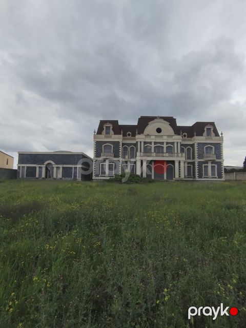 Satılır obyekt 483.4 m² — Gəncə