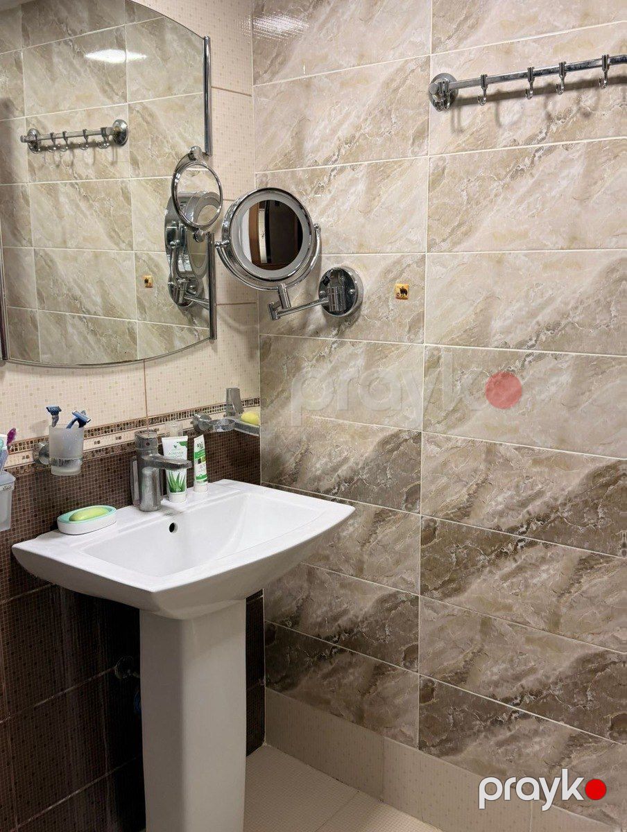Satılır 2 otaqlı köhnə tikili 60 m² — Mənzil, Bakı (9)