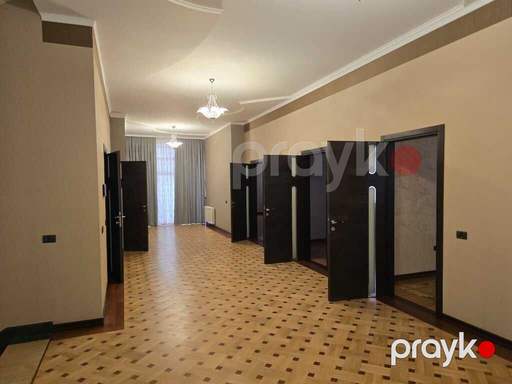 Satılır 6 otaqlı həyət evi/bağ evi 1000 m² — Ev, villa, Bakı (8)