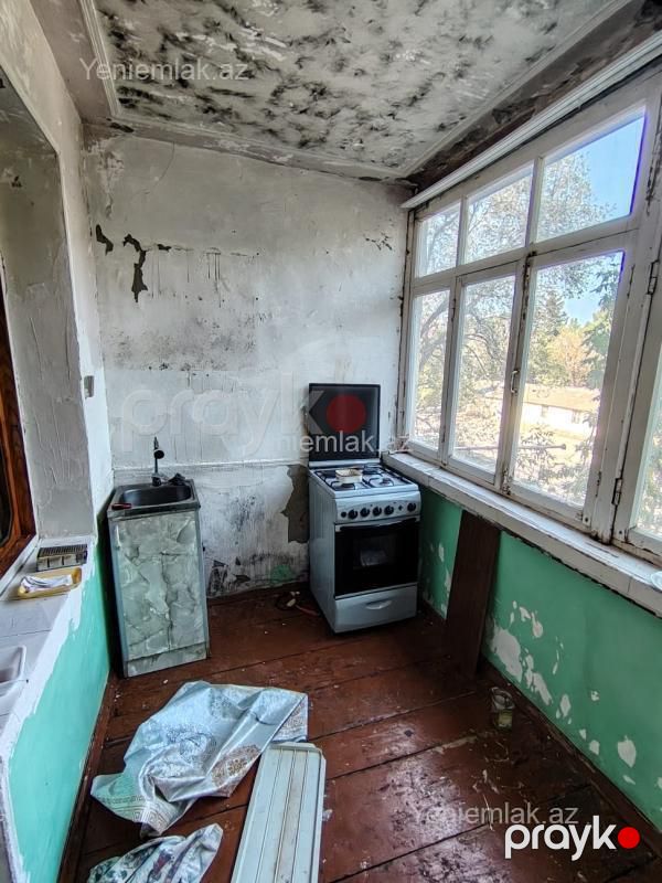 Satılır 2 otaqlı Bina evi menzil (Köhnə tikili), 48 m², 5-ci mikrorayon — Mənzil, Sumqayıt (10)