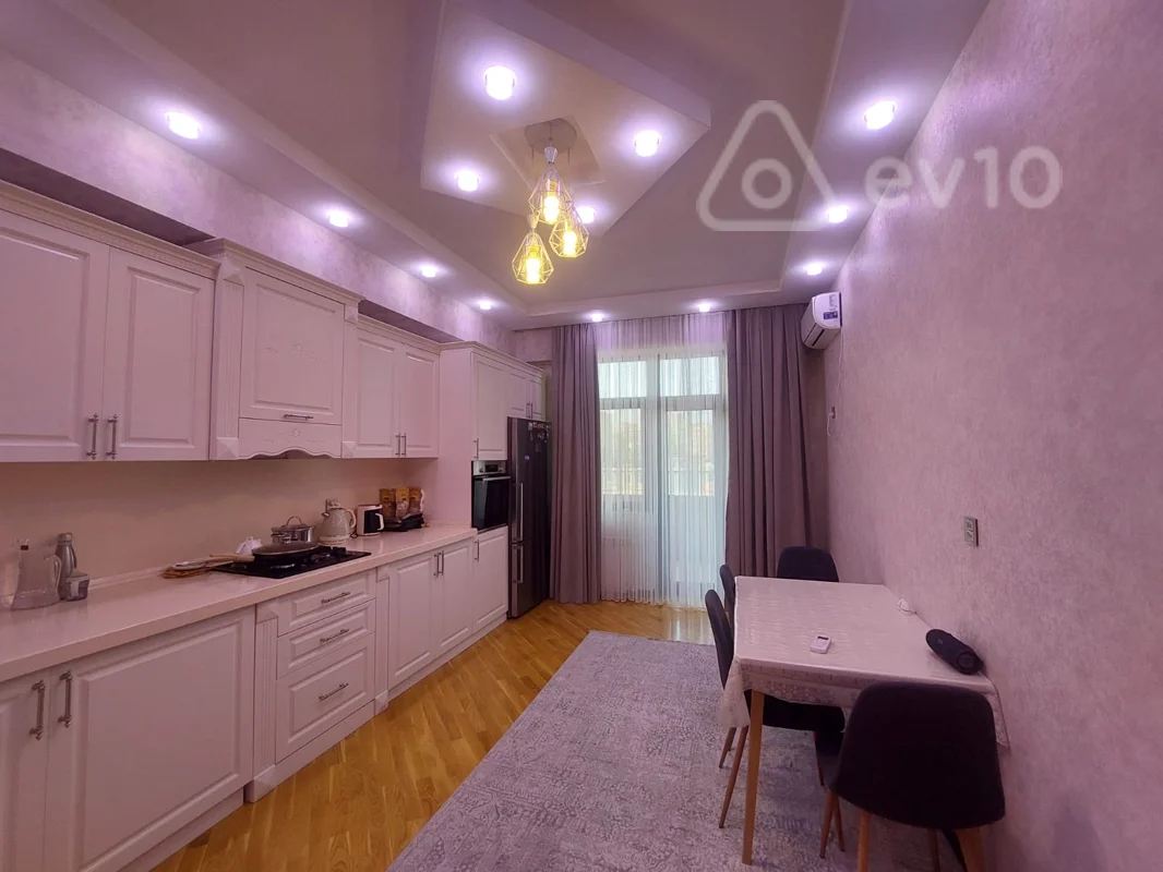 4 otaqlı mənzil, 175 m², Hüseynbala Əliyev — Mənzil, Bakı (12)