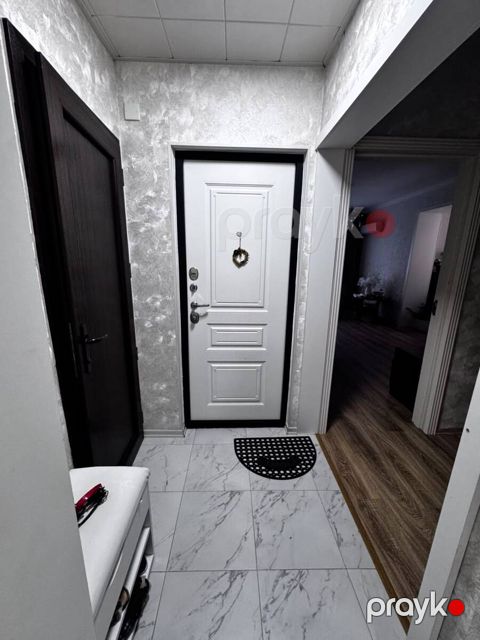 Satılır 2 otaqlı köhnə tikili 55 m² — Bakı