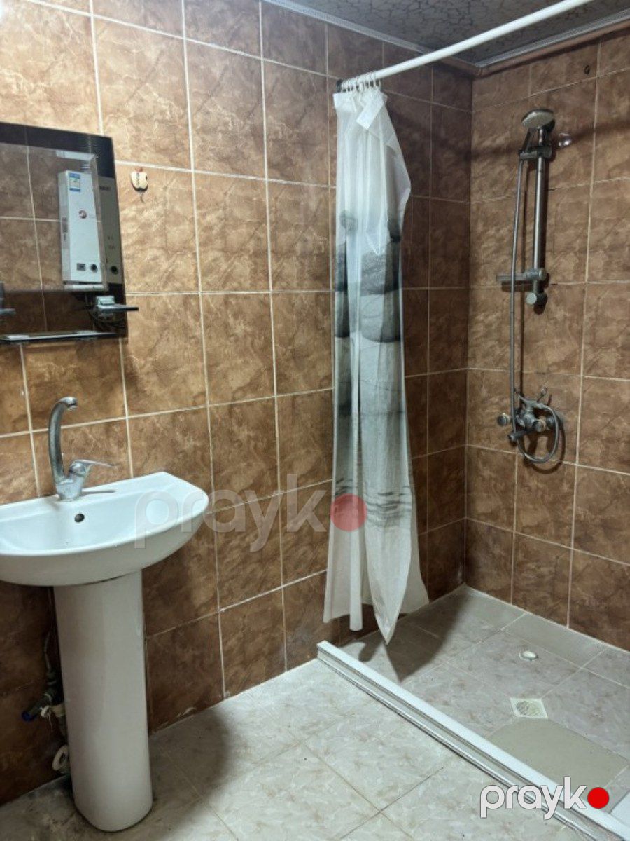 Satılır 2 otaqlı köhnə tikili 45 m² — Mənzil, Bakı (8)