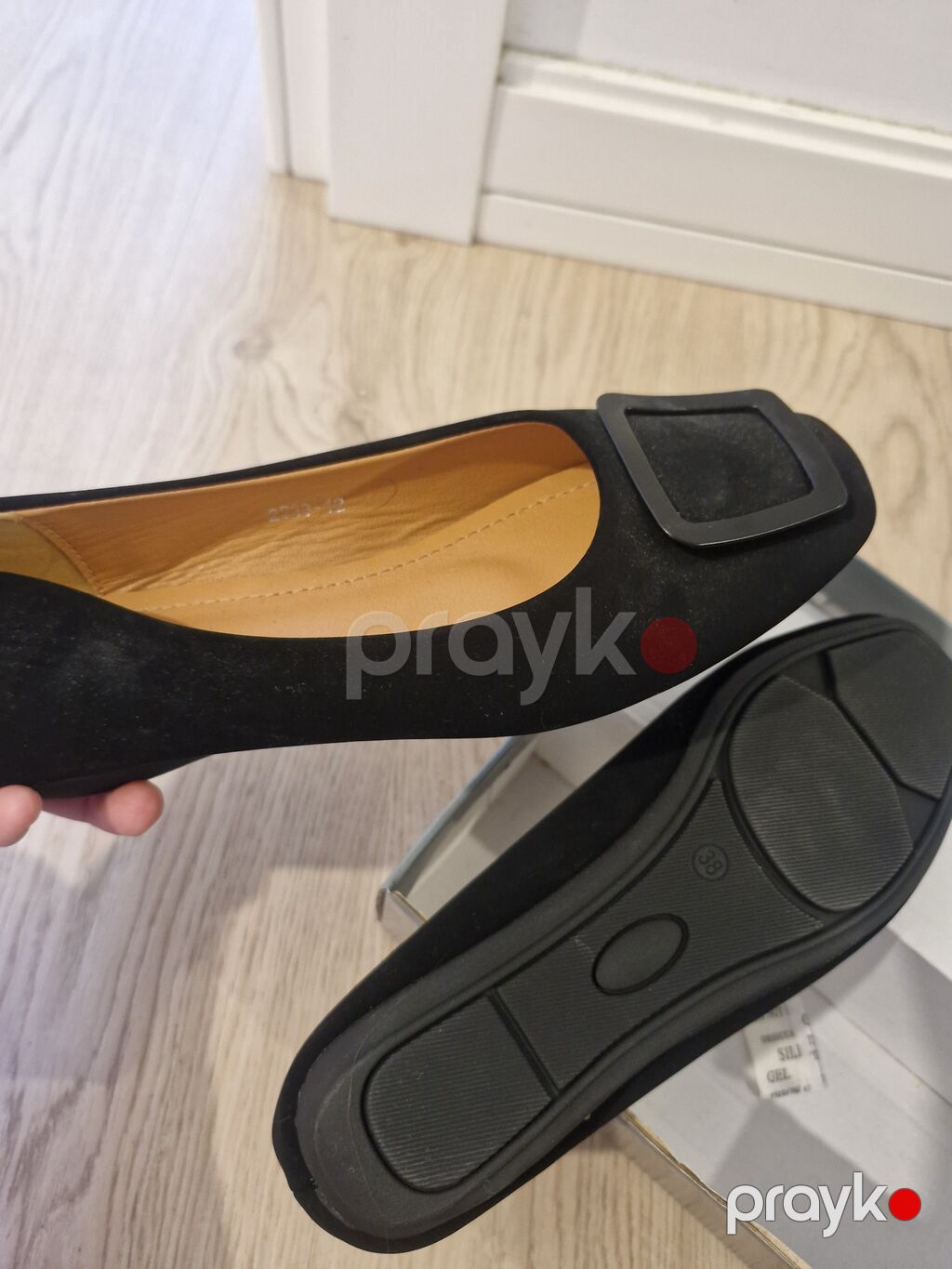Qadın baletkası – qara rəng, kvadrat burunlu, iri dekorativ düymə — Tufl, Digah (4)