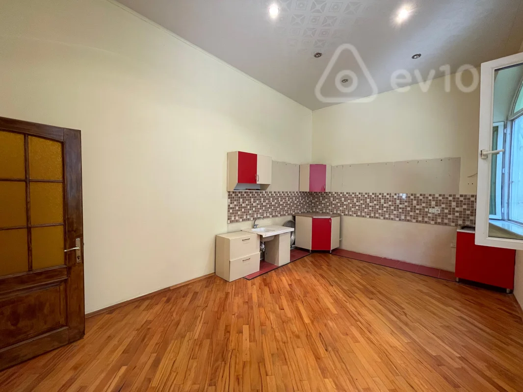 6 otaqlı həyət evi, 750 m², Qoşa zaprafkanin yani — Ev, villa, Bakı (8)
