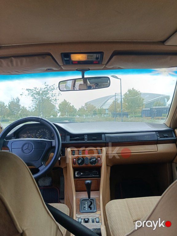 Mercedes E 220, 2.2 L, 1993 il, 350 000 km — Avtomobillər, Bakı (5)