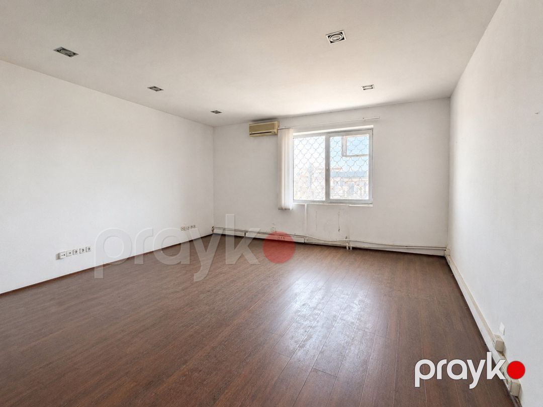 Satılır 3 otaqlı köhnə tikili 100 m² — Mənzil, Bakı (10)