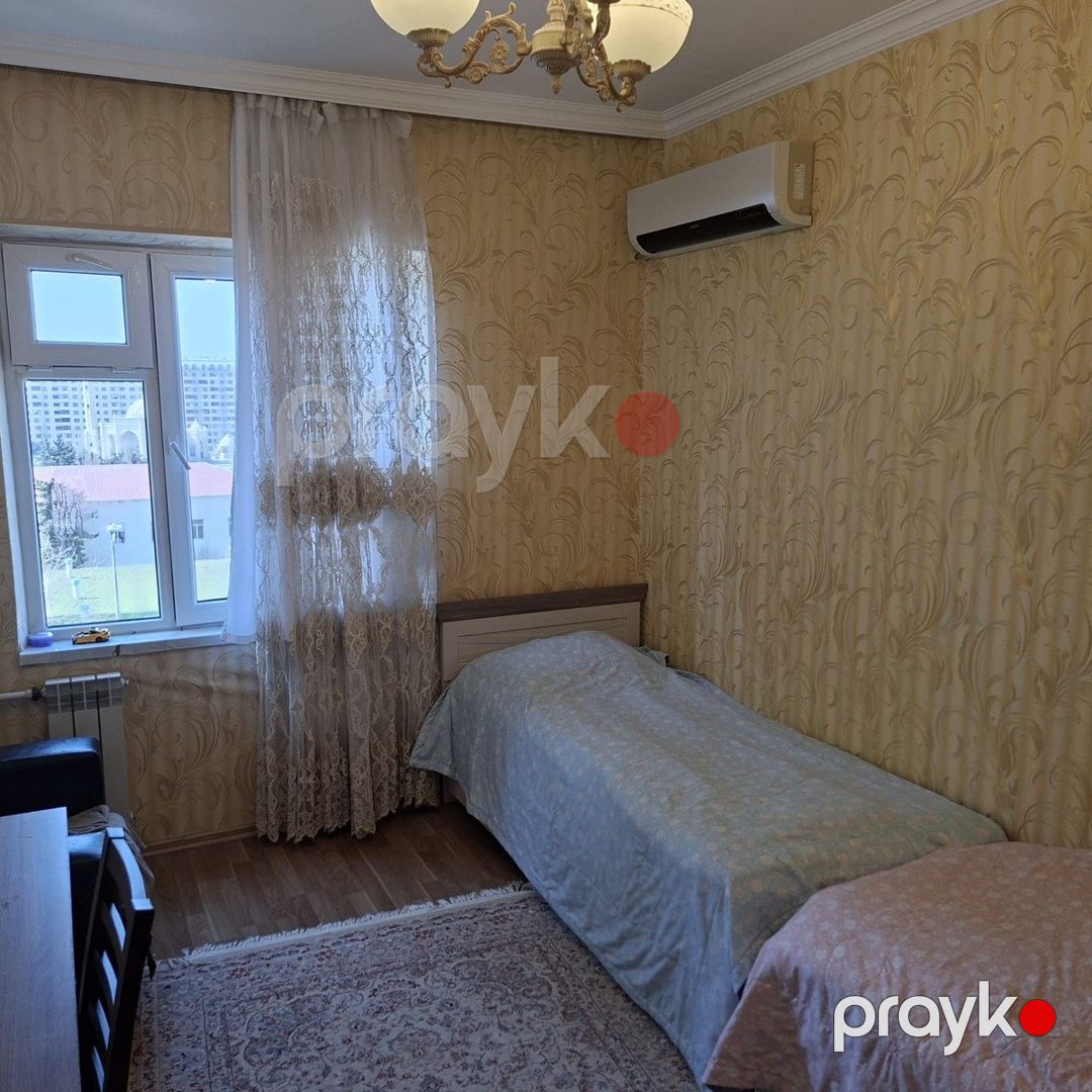 Satılır 4 otaqlı köhnə tikili 95 m² — Mənzil, Bakı (9)
