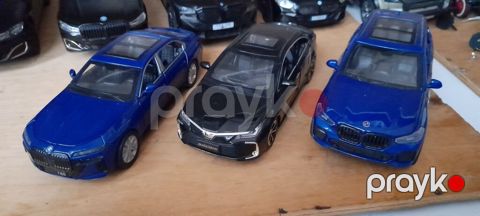 Miqyaslı metal model avtomobil dəsti - Modellər: BMW sedan (mavi) — Bakı