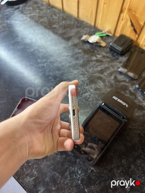 IPhone 17 Pro, Ağ — Bakı