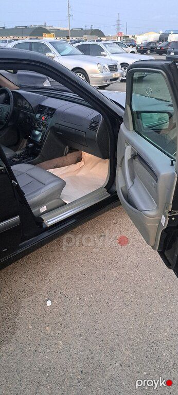 Mercedes C 230, 2.3 L, 1999 il, 299 000 km — Avtomobillər, Bakı (4)