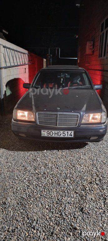 Mercedes C 180, 1.8 L, 1997 il, 482 000 km — Salyan
