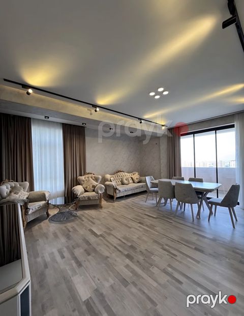 Satılır 3 otaqlı yeni tikili 120 m² — Bakı