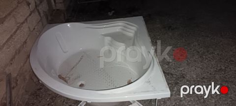 Künc hidro-masaj vannası – akril materialdan - Forma: künc tipli — Digah