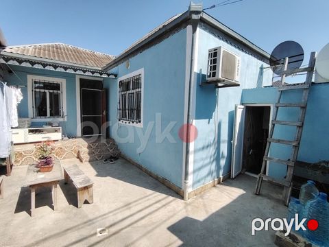 Həyət evi, Binəqədi qəs — Bakı