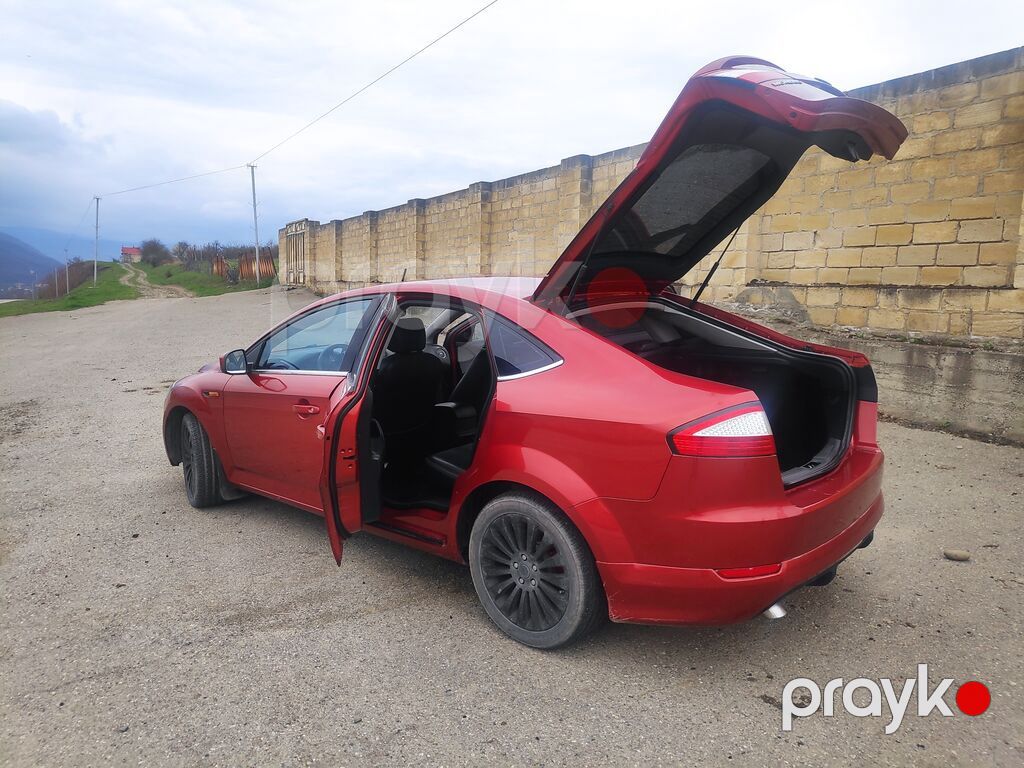 Ford Mondeo liftback, qırmızı rəng. - Kuzov: 5 qapılı liftback — Avtomobillər, Qusar (2)