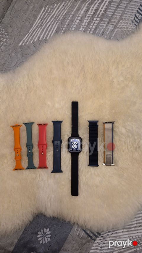 Apple Watch 7 45 mm) və çoxsaylı kəmər seti - Rəqəmsal displeyli — Bakı