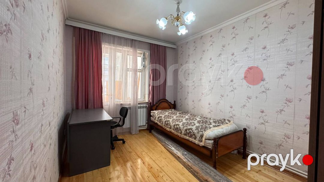 İcarəyə verilir 4 otaqlı köhnə tikili 150 m² — Mənzil, Bakı (10)